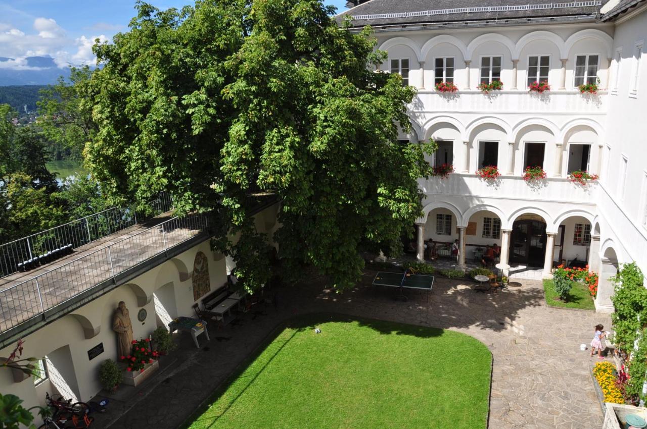 Kloster Wernberg Hotel Exterior foto